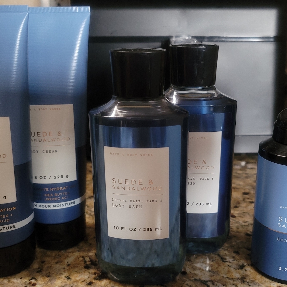 New and Rare Bath & Body Works Suede & Sandalwood Bundle